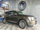 Thumbnail of 2020 Green Kia Telluride