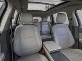 Thumbnail of 2025 White Platinum Metallic Tri-Coat Lincoln Nautilus
