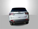 Thumbnail of 2024 Silver Zynith Metallic Clearcoat Jeep Compass