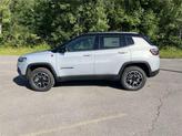 Thumbnail of 2024 Silver Zynith Metallic Clearcoat Jeep Compass