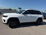 Thumbnail of 2025 Bright White Clearcoat Jeep Grand Cherokee