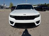 Thumbnail of 2025 Bright White Clearcoat Jeep Grand Cherokee