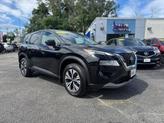 Photo of 2022 Super Black Nissan Rogue