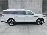 Thumbnail of 2024 Pristine White Metallic Tri-Coat Lincoln Navigator