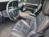 Thumbnail of 2024 Pristine White Metallic Tri-Coat Lincoln Navigator