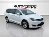 Photo of 2019 Bright White Clearcoat Chrysler Pacifica