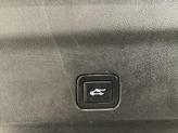Thumbnail of 2021 White Frost Tricoat GMC Yukon