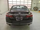 Thumbnail of 2016 Crystal Black Pearl Honda Accord