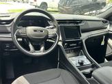 Thumbnail of 2025 Diamond Black Jeep Grand Cherokee L