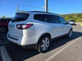 Thumbnail of 2016 Iridescent Pearl Tricoat Chevrolet Traverse