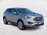 Thumbnail of 2022 Iconic Silver Metallic Ford Edge