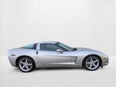 Thumbnail of 2005 Machine Silver Metallic Chevrolet Corvette