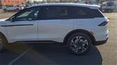 Thumbnail of 2025 White Platinum Metallic Tri-Coat Lincoln Nautilus