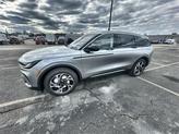 Photo of 2025 Silver Radiance Metallic Clearcoat Lincoln Nautilus