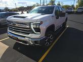 Photo of 2024 Iridescent Pearl Tricoat Chevrolet Silverado 2500
