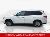 Thumbnail of 2015 Glacier White Nissan Pathfinder