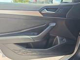 Thumbnail of 2019 Pure White Volkswagen Jetta