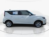 Thumbnail of 2024 Snow White Pearl Kia Soul
