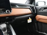Thumbnail of 2025 Onyx Black GMC Canyon