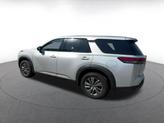 Thumbnail of 2024 Brilliant Silver Metallic Nissan Pathfinder
