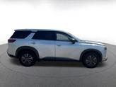 Thumbnail of 2024 Brilliant Silver Metallic Nissan Pathfinder