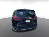 Thumbnail of 2024 Diamond Black Crystal Pearlcoat Chrysler Pacifica