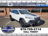 Photo of 2017 Bright White Clearcoat Jeep Cherokee