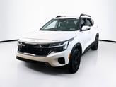 Thumbnail of 2024 Snow White Pearl Kia Seltos