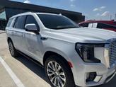 Thumbnail of 2024 White Frost Tricoat GMC Yukon