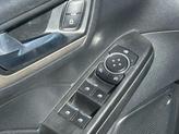 Thumbnail of 2021 Oxford White Ford Escape
