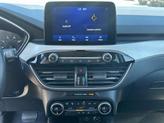 Thumbnail of 2021 Oxford White Ford Escape