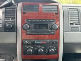 Thumbnail of 2006 Bright White Clearcoat Dodge Durango