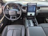 Thumbnail of 2022 White Ford Expedition