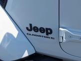 Thumbnail of 2023 Bright White Clearcoat Jeep Gladiator
