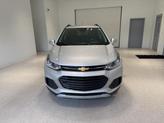 Thumbnail of 2022 Silver Ice Metallic Chevrolet Trax