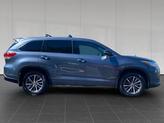 Thumbnail of 2018 Shoreline Blue Pearl Toyota Highlander