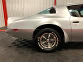 Thumbnail of 1976 Silver Pontiac Firebird