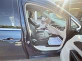 Thumbnail of 2024 Fathom Blue Pearlcoat Chrysler Pacifica