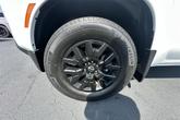 Thumbnail of 2022 Glacier White Nissan Frontier