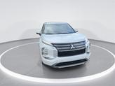 Thumbnail of 2025 White Diamond Mitsubishi Outlander