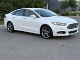 Thumbnail of 2013 White Platinum Tri-Coat Metallic Ford Fusion