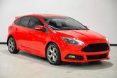 Thumbnail of 2016 Red Ford Focus ST