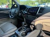 Thumbnail of 2018 White Honda Pilot