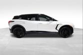 Thumbnail of 2025 Iridescent Pearl Tricoat Chevrolet Blazer EV