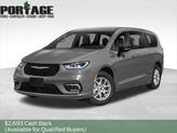 Photo of 2025 Diamond Black Crystal Pearlcoat Chrysler Pacifica
