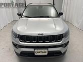 Thumbnail of 2025 Silver Zynith Metallic Clearcoat Jeep Compass