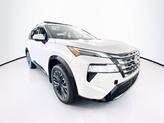 Thumbnail of 2026 Everest White Pearl Tricoat Nissan Rogue