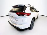 Thumbnail of 2026 Everest White Pearl Tricoat Nissan Rogue