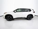 Thumbnail of 2025 Everest White Pearl Nissan Rogue
