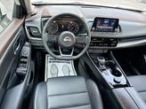 Thumbnail of 2022 Pearl White Tricoat Nissan Rogue